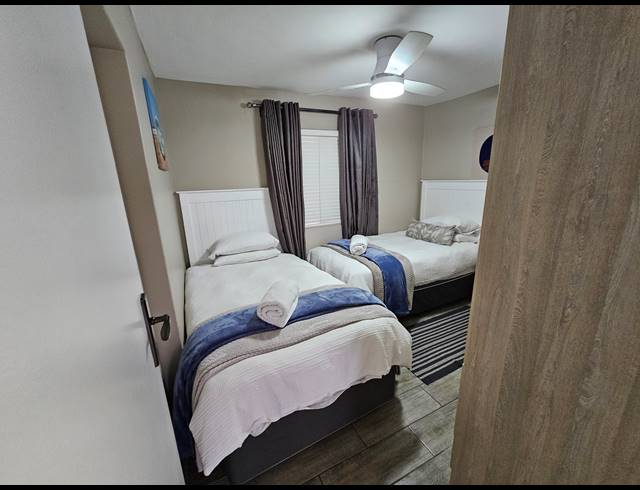 2 BEDROOM APARTMENT FOR SALE IN HARTENBOS CENTRAL